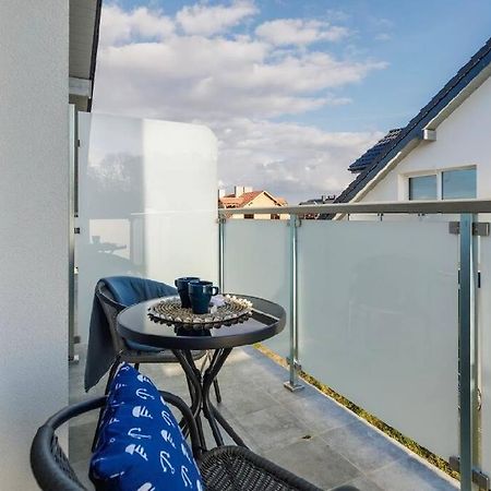 Apartament Kropla Baltyku 18E/6 Darlowo Bagian luar foto